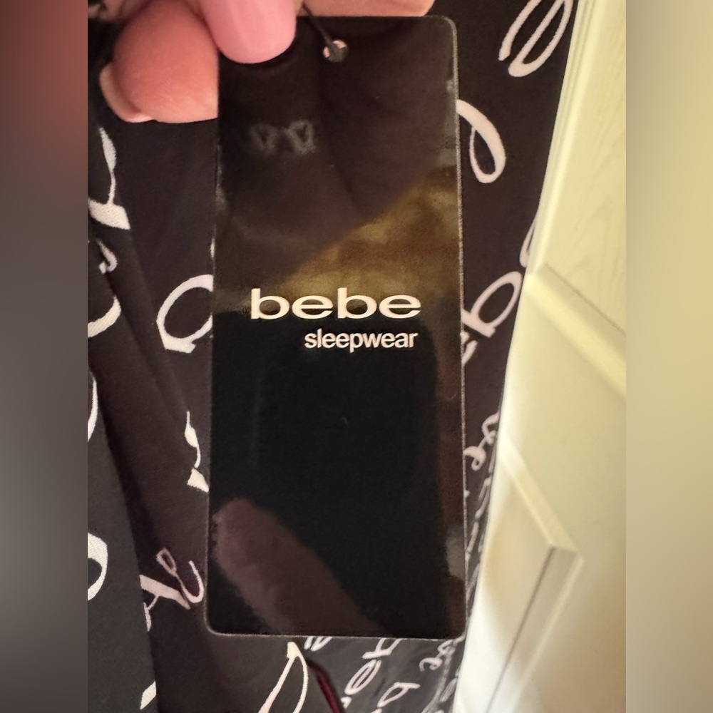 Bebe Robe Only - Picture 6 of 8